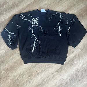 Mens New York Yankees Crewneck